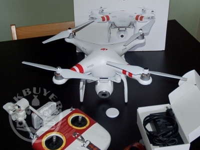 DJI Phantom 2 Vision Quadcopter with Integrated FPV Camcorder - White...1